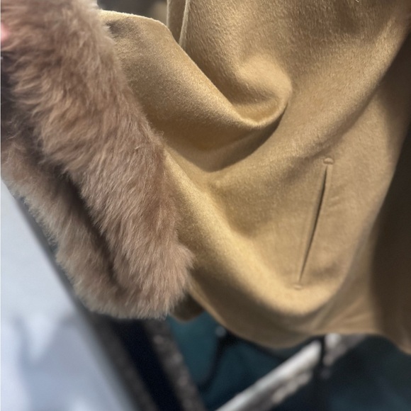 Evelyn Cape by Simply Natural/ Cloudnine in Camel color - Picture 6 of 10